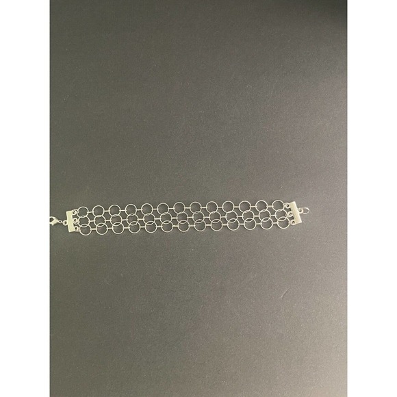 Chain Link Silver Plated Triple Row Lightweight Lobster Closure 7.5” Bracelet - Picture 2 of 5